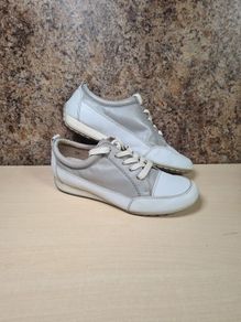 womens CAPRICE trainers runners shoes Size UK 6 EU 39 white grey (AT1)