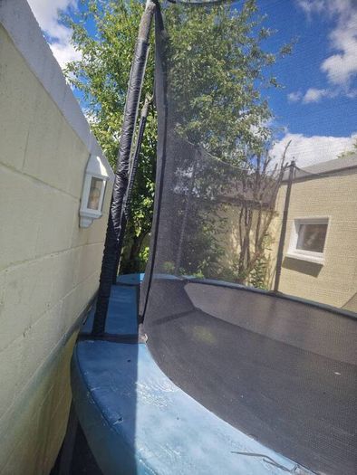 trampoline