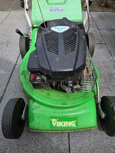 Lawnmower