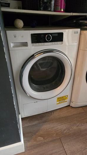 Whirlpool 9kg condenser dryer