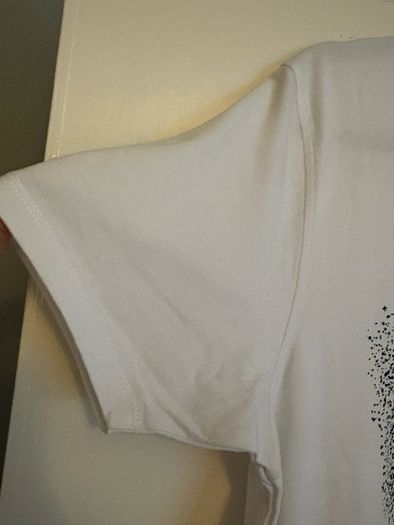 Zavetti Tshirt size medium