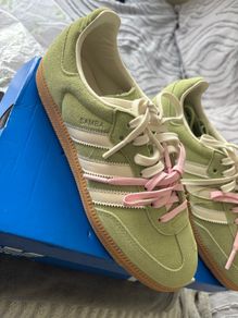 Limited Edition Adidas Molly Mae Sambas UK7 Brand New