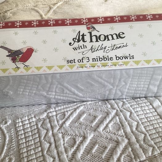 Ashley Thomas Christmas Nibble bowls
