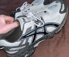 ASICS men's Size 9 1/2