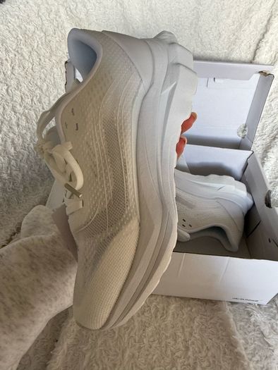 Alo runner trainers