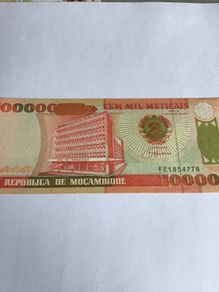 Mozambique Banknote - 100,000 Meticais