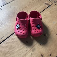 Size 20 crocs