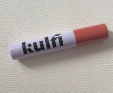 Kulfi Lassi Lips Staining Lip Oil 3.8ml shade Rose