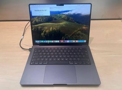Apple MacBook Pro 14 inch M3 Pro 18GB Space Black AppleCare to 2027