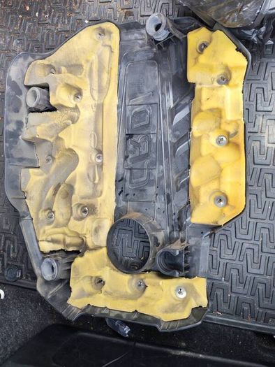 engine cover
