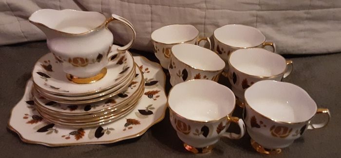 Golfing / smoking and Arklow Pottery Part Tea Set