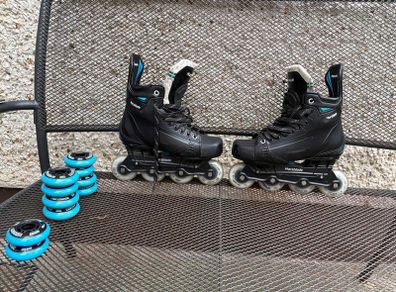 Inline hockey skates