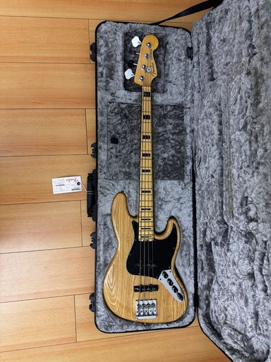 2016 Fender American Elite Jazz Bass, 4-string