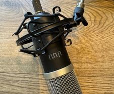 Uhuru USB Condenser Mircophone & Arm