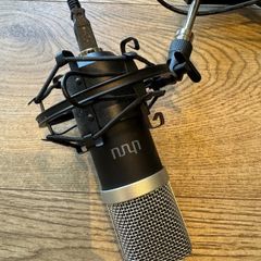 Uhuru USB Condenser Mircophone & Arm
