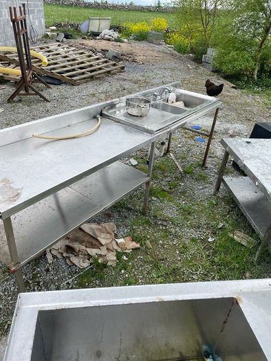 Stainless steel sink