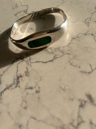Vintage Mexican solid silver bangle, malachite inlay