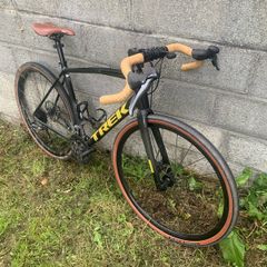 Trek domane AL2 Gravel / Adventure bike