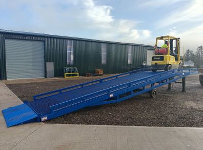 Heavy Duty Container loading / unloading ramp