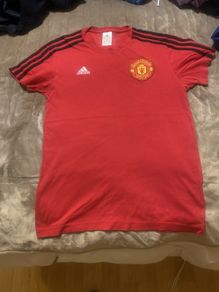 Man Utd t shirt uk s