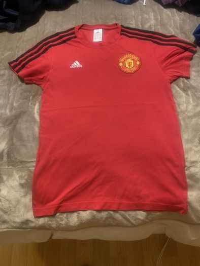Man Utd t shirt uk s