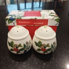 Portmeirion Holly and Ivy Salt and Pepper pots