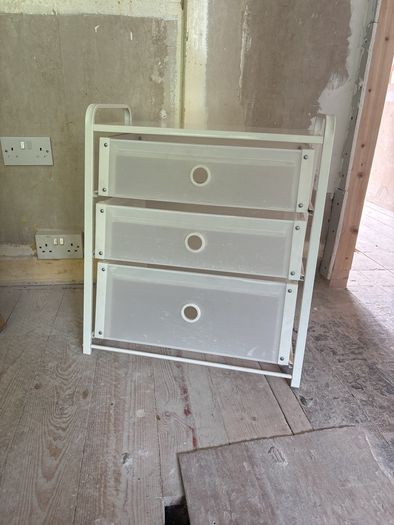 3 draw locker
