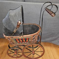 Antique Retro Dolls Pram