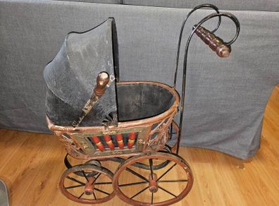 Antique Retro Dolls Pram
