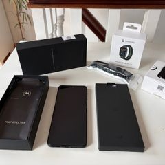 Motorola Razr 60 Ultra 512gb unlocked + Moto Watch Fit