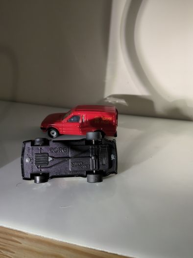 Corgi Die-Cast Model Cars 29