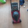 Electric lawnmower Image 4