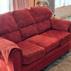 Three Piece Sitting Room Suite For Sale.