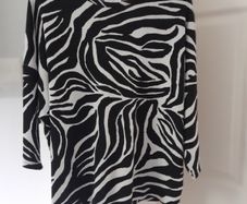 PAPAYA  A Print Long Sleeve Top