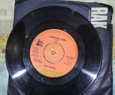 Glen Campbell Rhinestone Cowboy 7 inch vinyl single
