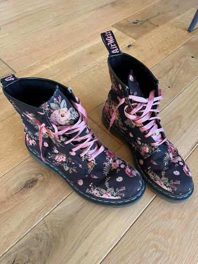 Dr. Martens floral boots