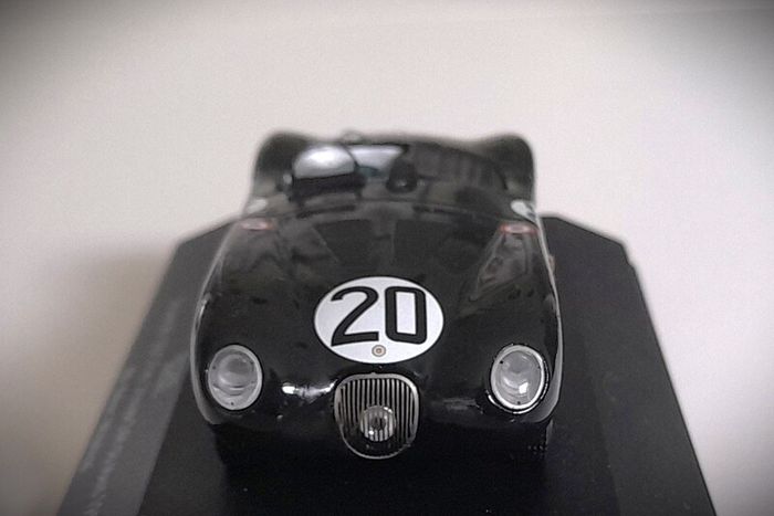 Diecast Model Le Mans Winning Jaguar C Type XK120 1951 1st - Quartzo 1:43