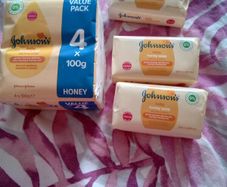 NEW johnsons baby honey soap