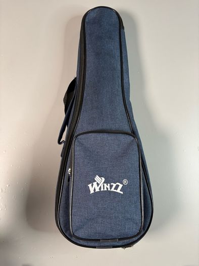 Ukulele + Case + Tuner + Capo