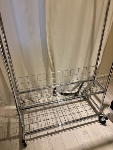 Hanging Rail on wheels