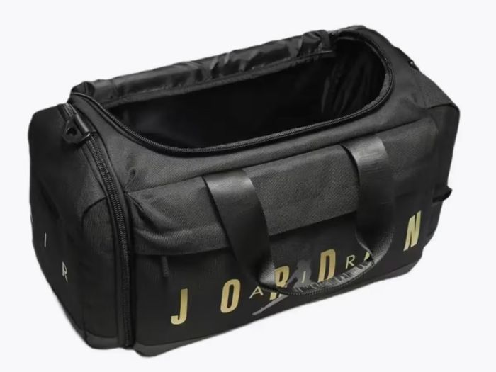Nike Air Jordan shoulder Duffle travel training gym Large Bag 69L Black brand new with tag