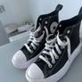 leather converse Image 3