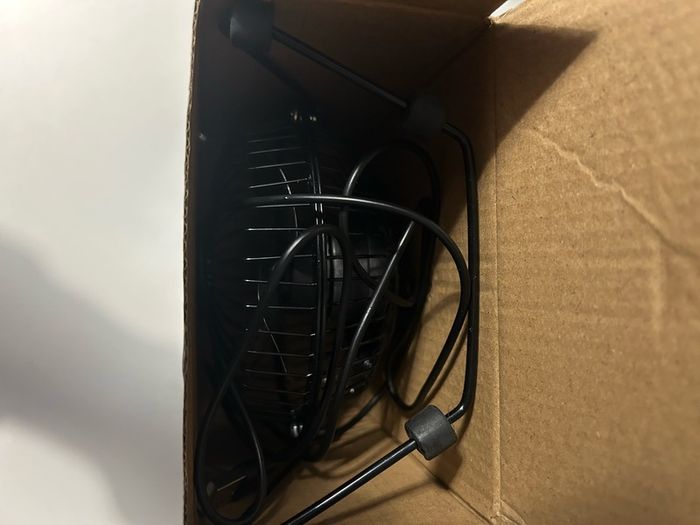 4 Inch USB Desk Fan Black Status