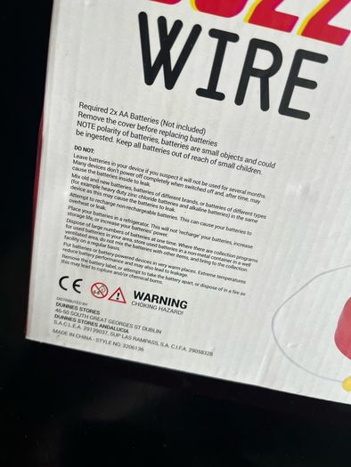 Buzz wire game