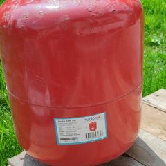 Expansion vessel