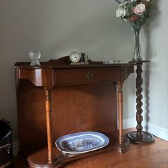 Beautiful Mahogany side table