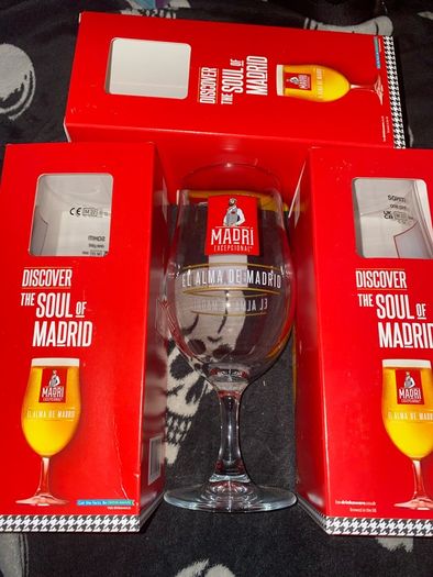Madri Beer pint Glasses brand new