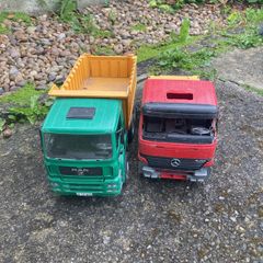 Free kids Bruder trucks