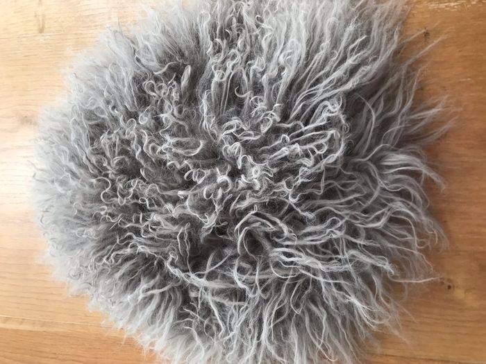 Seat Cushion, Luxurious Fur Chair Pad Super Soft Car Seat Cover Non-Slip Natural Wool Rugs Office Desk Chair Stool Cushion