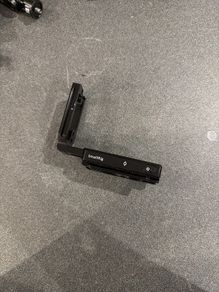 Small rig, universal camera half cage